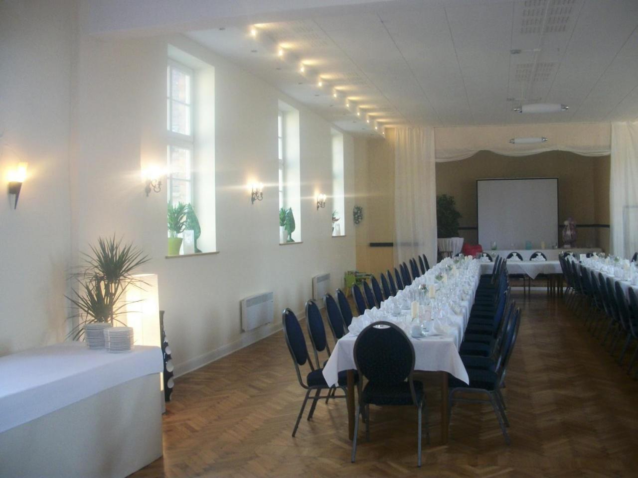 Hotel Buetzower Hof Kültér fotó